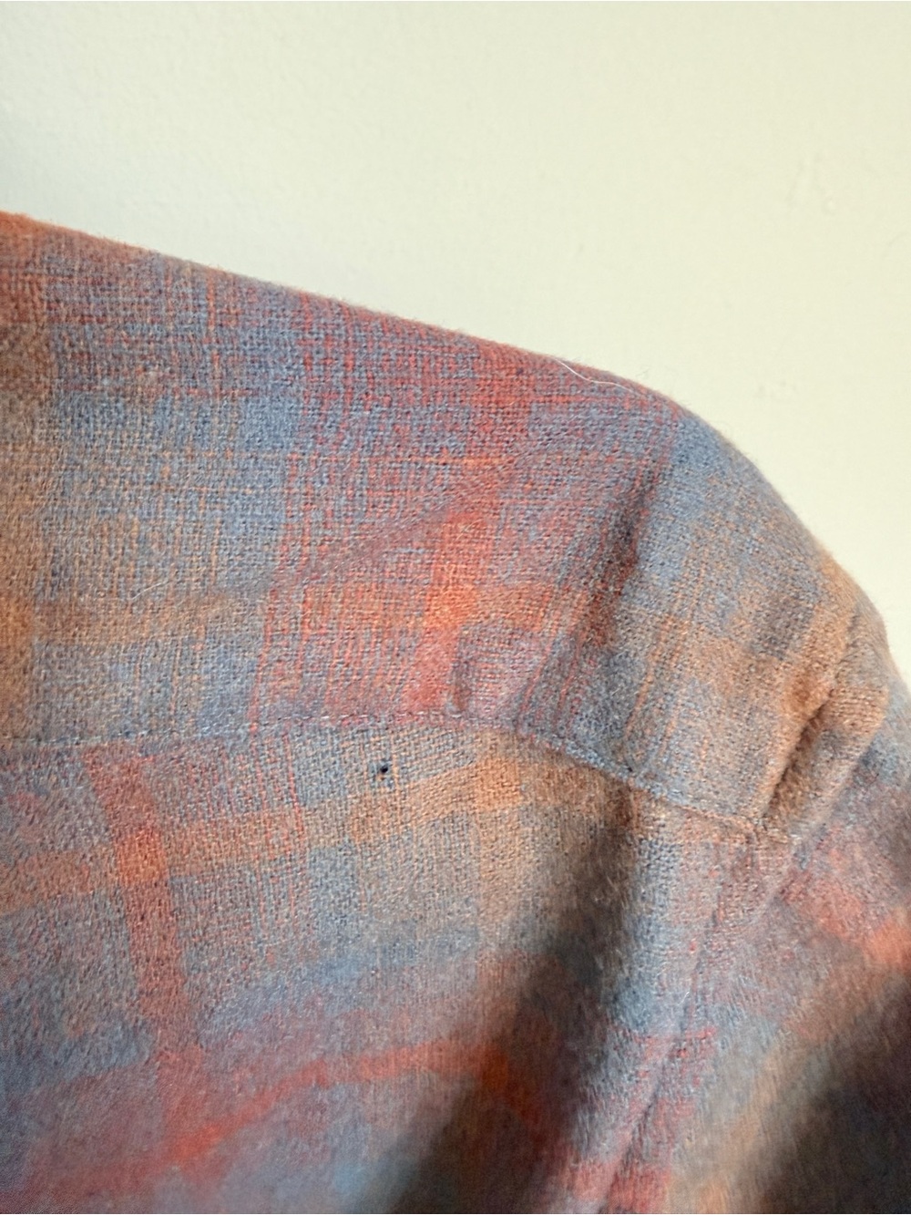 Pendleton wool shirt - Picture 7 of 9
